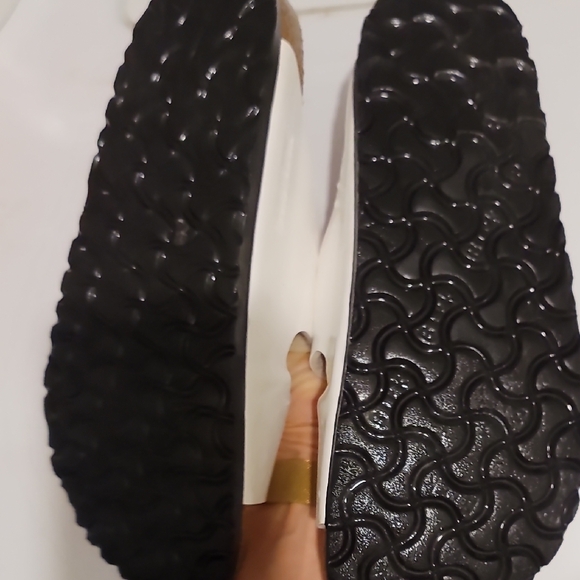 Birkenstock Kids White Sandals with Striped Insole - Picture 4 of 5